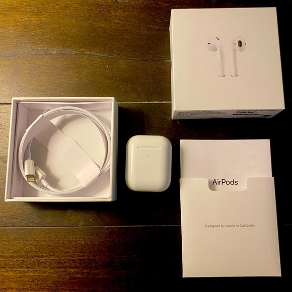 Apple AirPods Pro 2nd Generation with MagSafe Wireless Charging Case - White